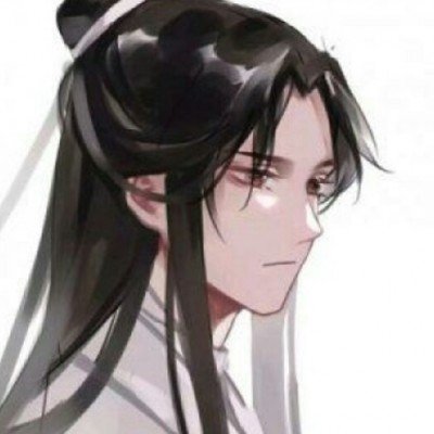 轿夫抬狗爬山 主人徒步跟随